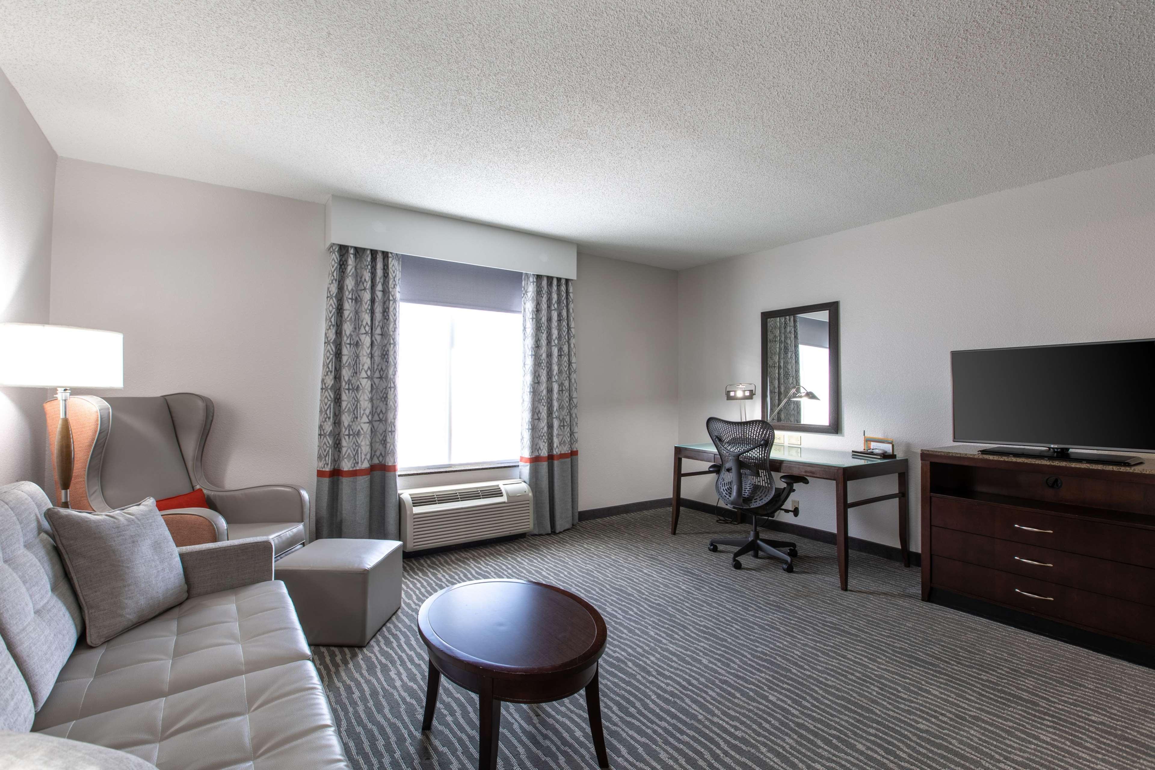 Hilton Garden Inn Lynchburg Ngoại thất bức ảnh